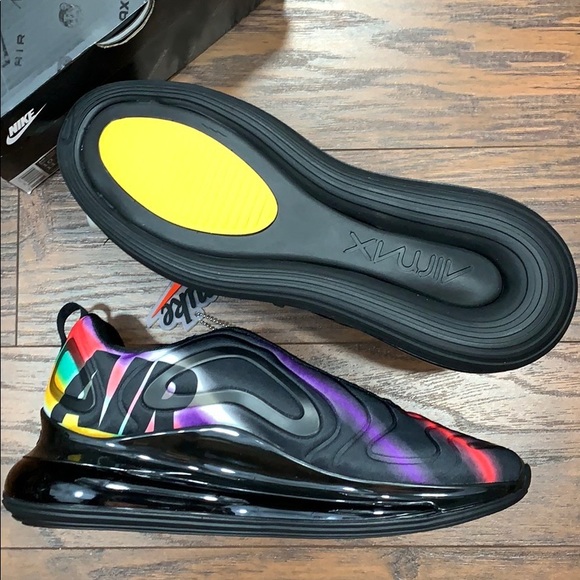 NIKE AIR MAX 720 Black/Metallic Silver - Picture 4 of 16